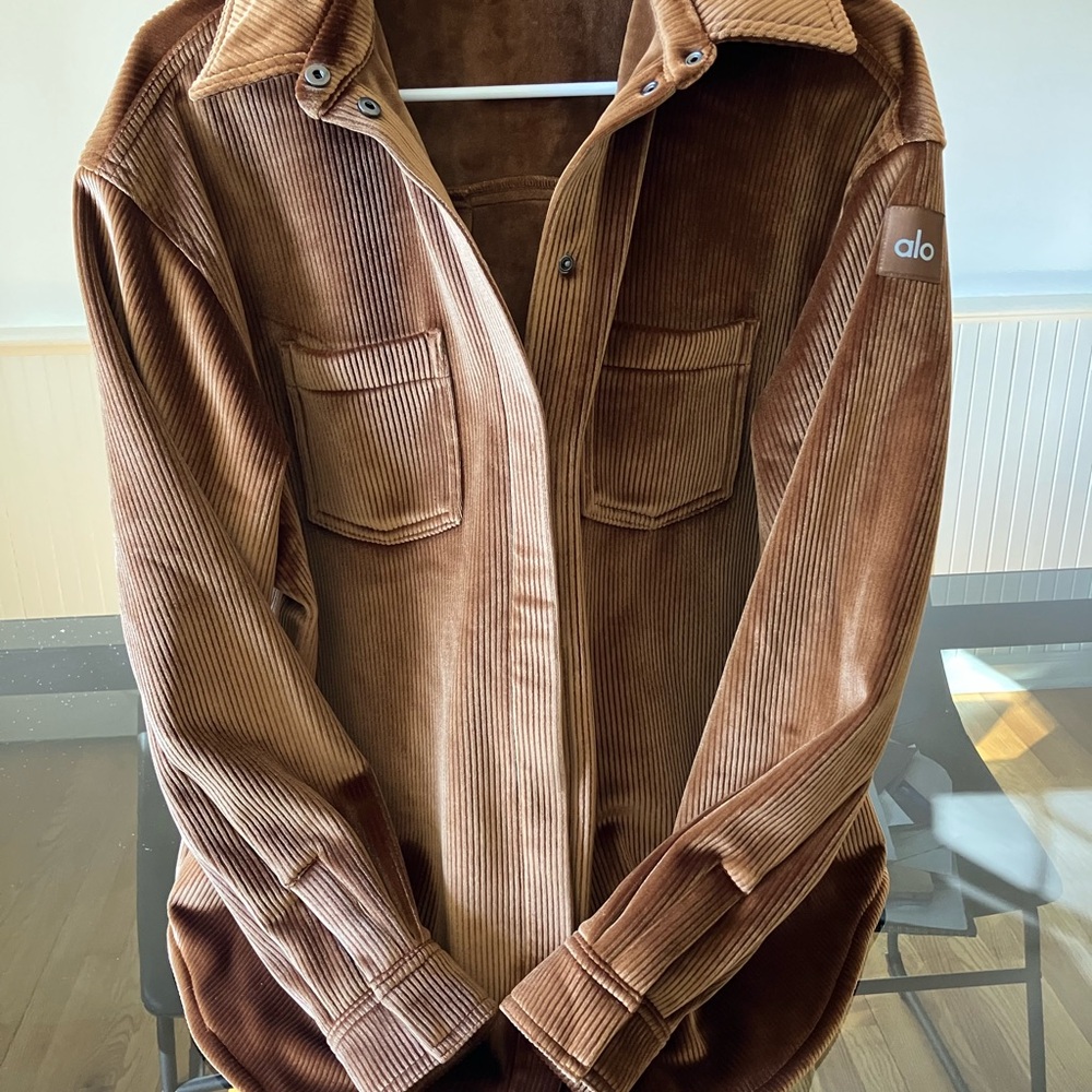 Alo Yoga Ribbed Velour Mountain Side Shacket